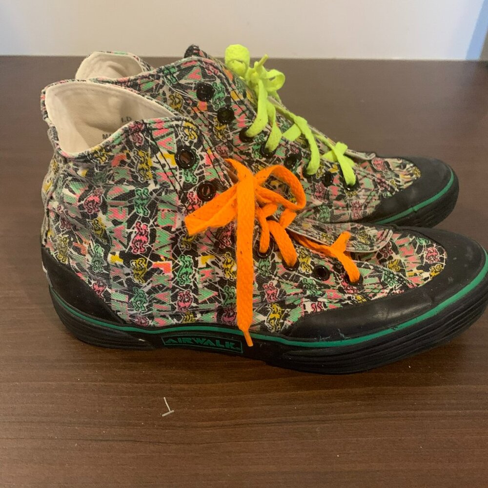 Vintage 1990 Airwalks Men's Size 7